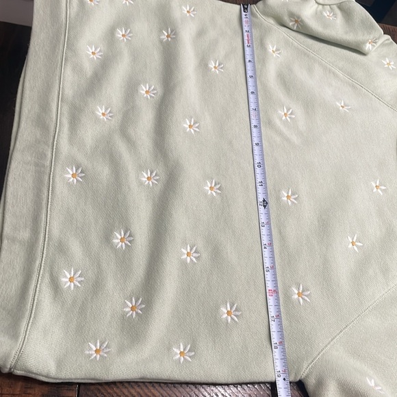 MADEWELL Daisy Embroidered Sweatshirt - Picture 6 of 8